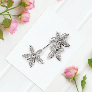 K18WG ダイヤモンド ブローチ